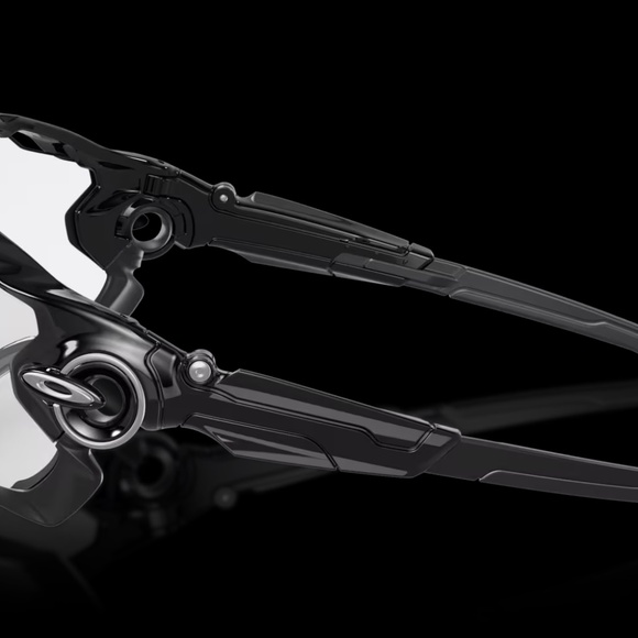 OAKLEY Jawbreaker glasses with photo chromatic + polarized lenses etc - Picture 8 of 10